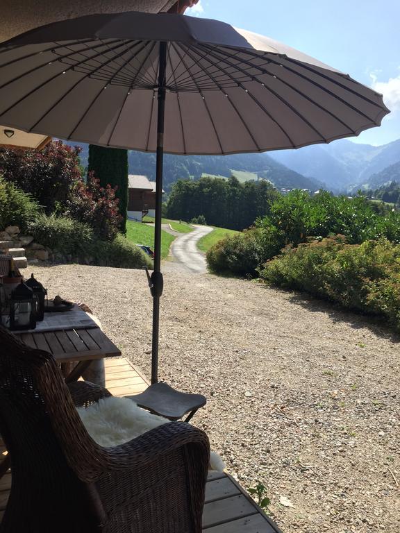 L'Ours Blanc Lodge Le Biot Exteriér fotografie